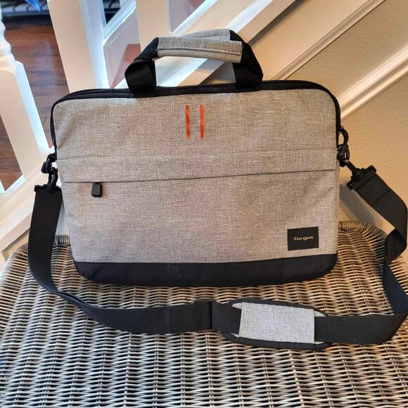 Targus Strata Slipcase Computer Laptop Bag Up To 15.6-Inch Laptops Pewter - Picture 2 of 4